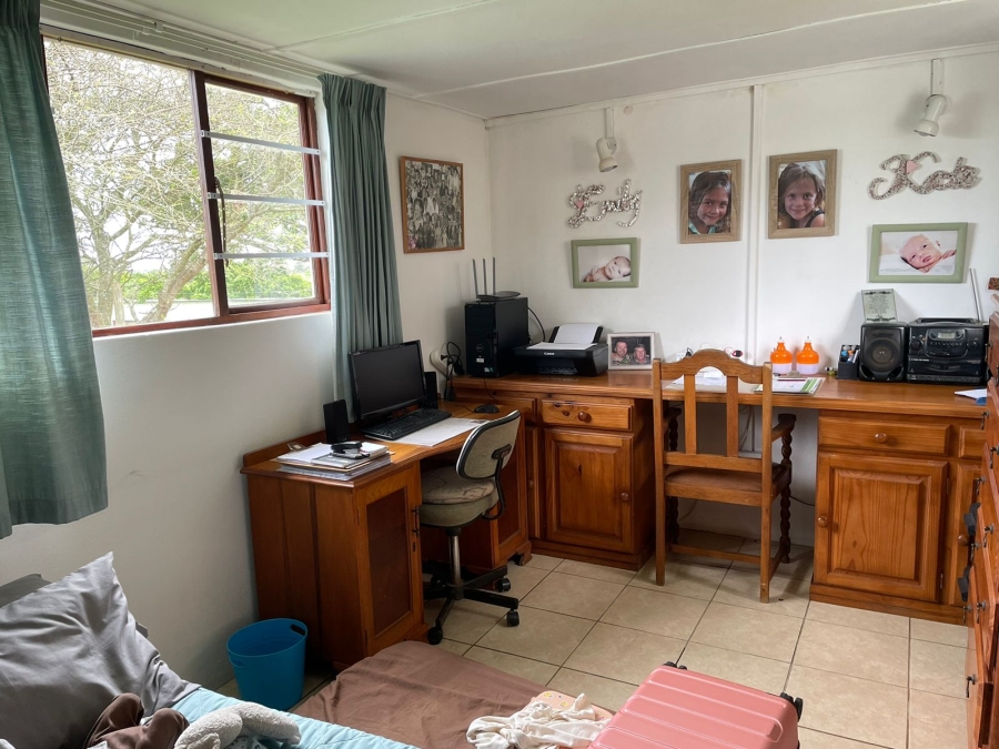 2 Bedroom Property for Sale in Bathurst Eastern Cape